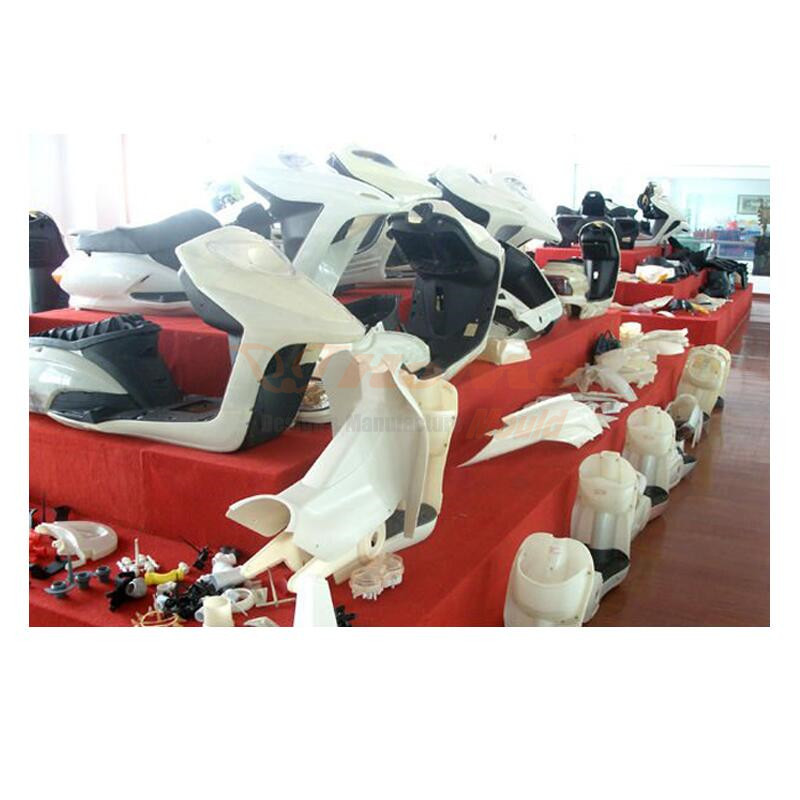 Vzorek plastové vstřikovací formy na motocykl